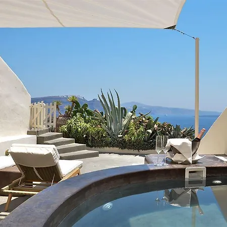 16 Oia Oia (Santorini)