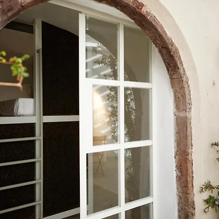 Hostal 16 Oia