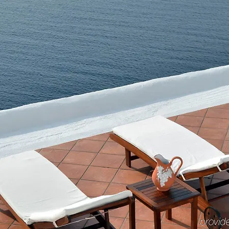 Hostal 16 Oia