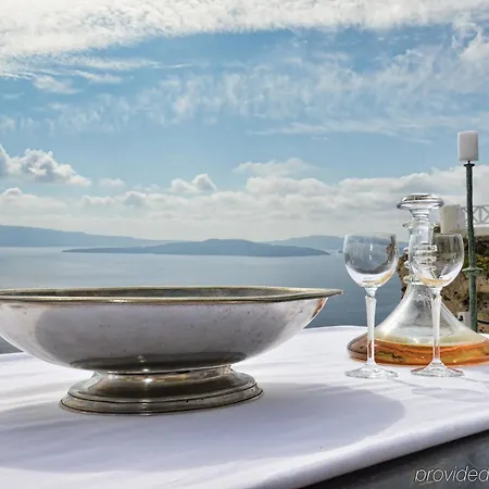 16 Oia Oia (Santorini)