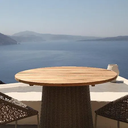 16 Oia * Oia (Santorini)